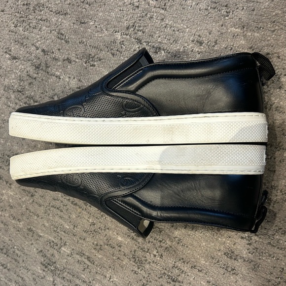 Gucci black slip on sneakers - Picture 2 of 3
